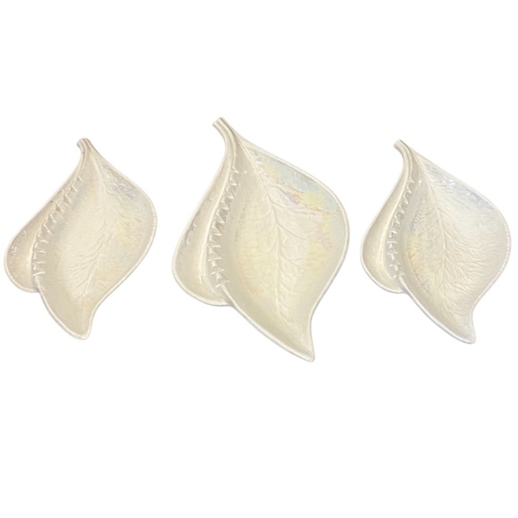 Set Of 3 Vintage MCM Pottery Pearl White decorative leaf catch-all dishes.